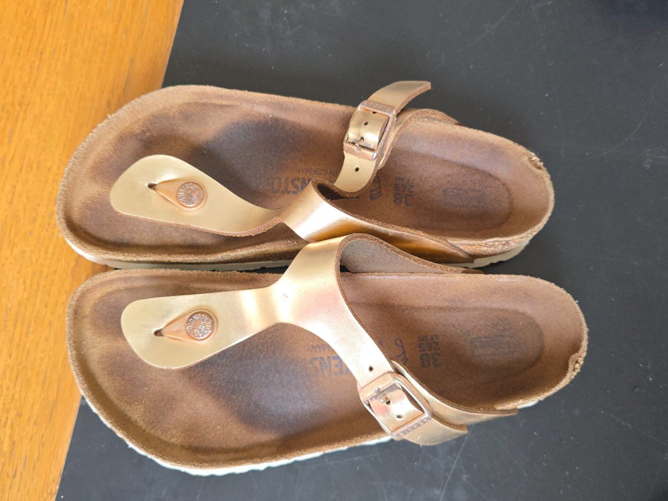 Birkenstock Chaussures femmes: BIRKENSTOCK Gizeh Sandale EU 38 – D'occasion à Wallisellen par theblacksheep 1