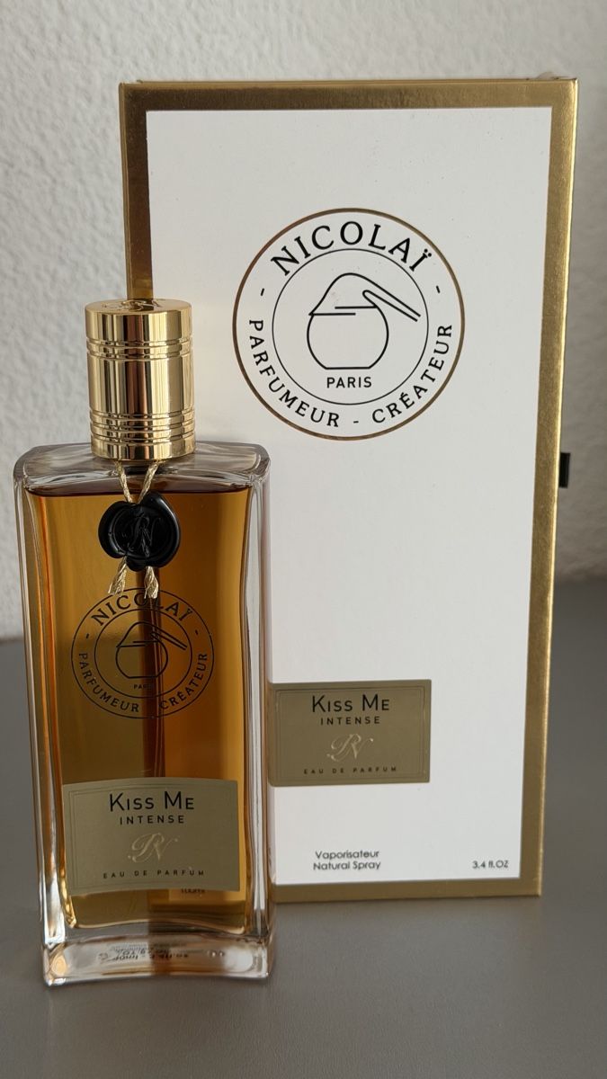 Profumi & Eau de Toilette: Kiss Me Intense Nicolai , 2 ml – Usato da Sursee venduto da nri_sbv9
