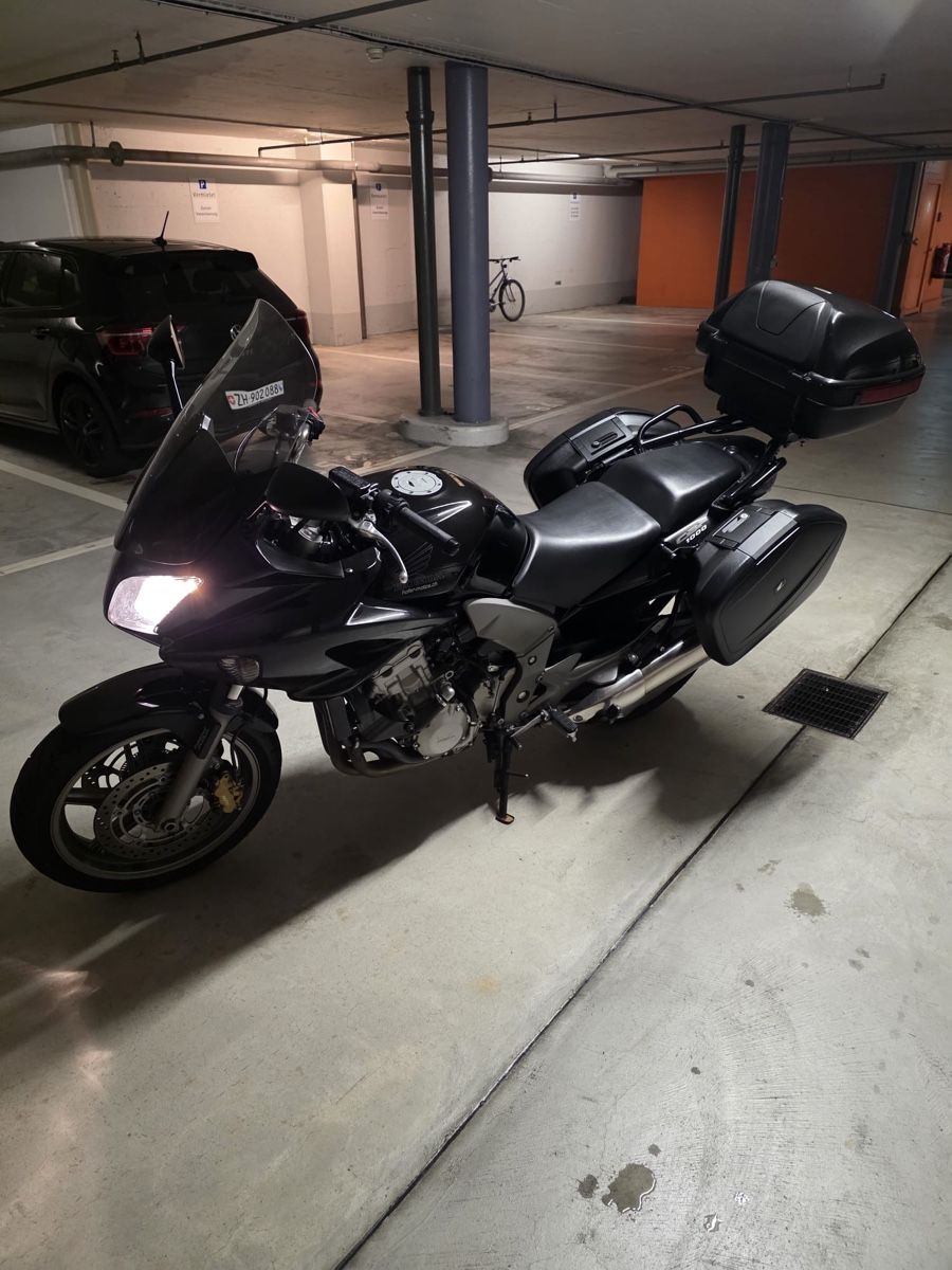Honda Touring: Honda CBF 1000A – Usato da Winterthur venduto da YARA.2006 1