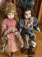 Antikpuppen Junge und Mädchen Rosa Kleidung Alter Zustand