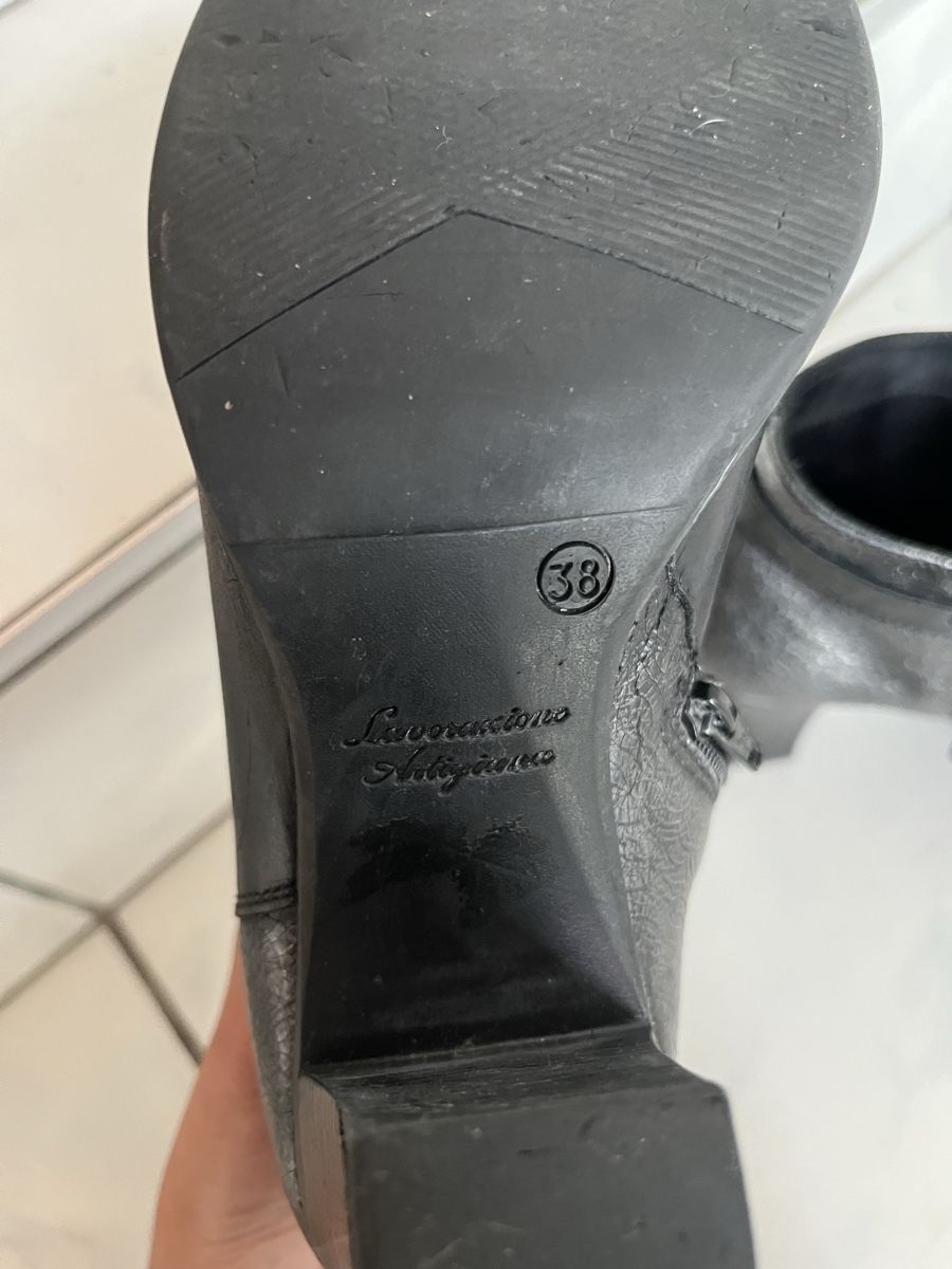 Scarpe da donna: schwarze Stiefeletten - – Usato da Jonschwil venduto da juliana_pluess 3