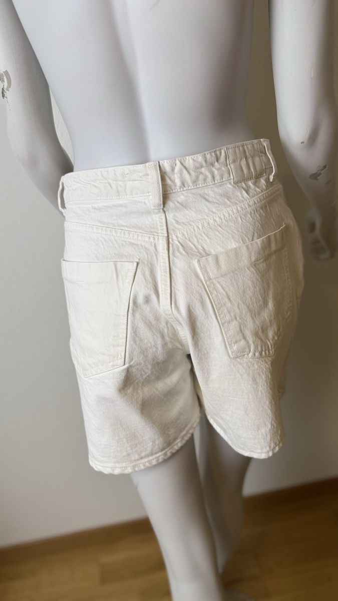 Zara Hosen: Zara -Weiße Shorts ||Größe 38| – Neu (gemäss Beschreibung) aus Kilchberg ZH von nad_6dwp 2