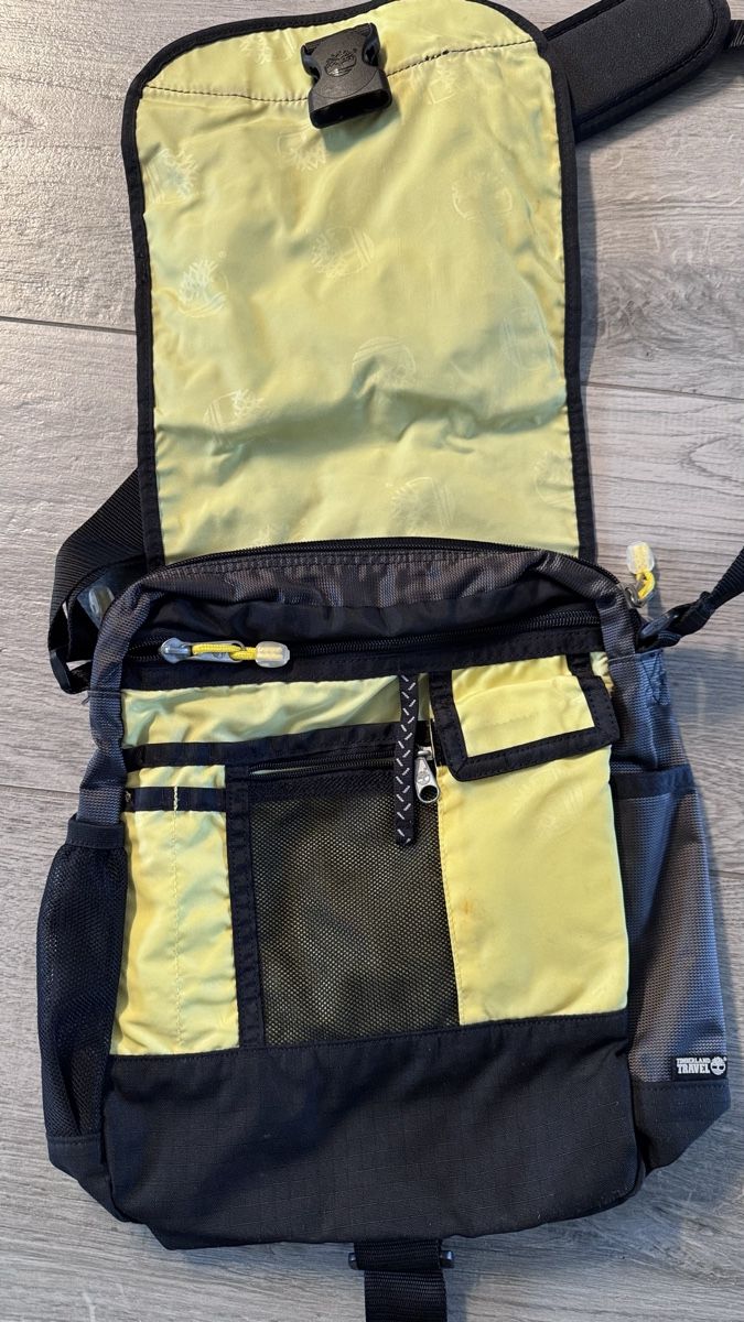 Altro in  Abbigliamento & Accessori: Sac Timberland – Usato da Assens venduto da Zoubi2 1