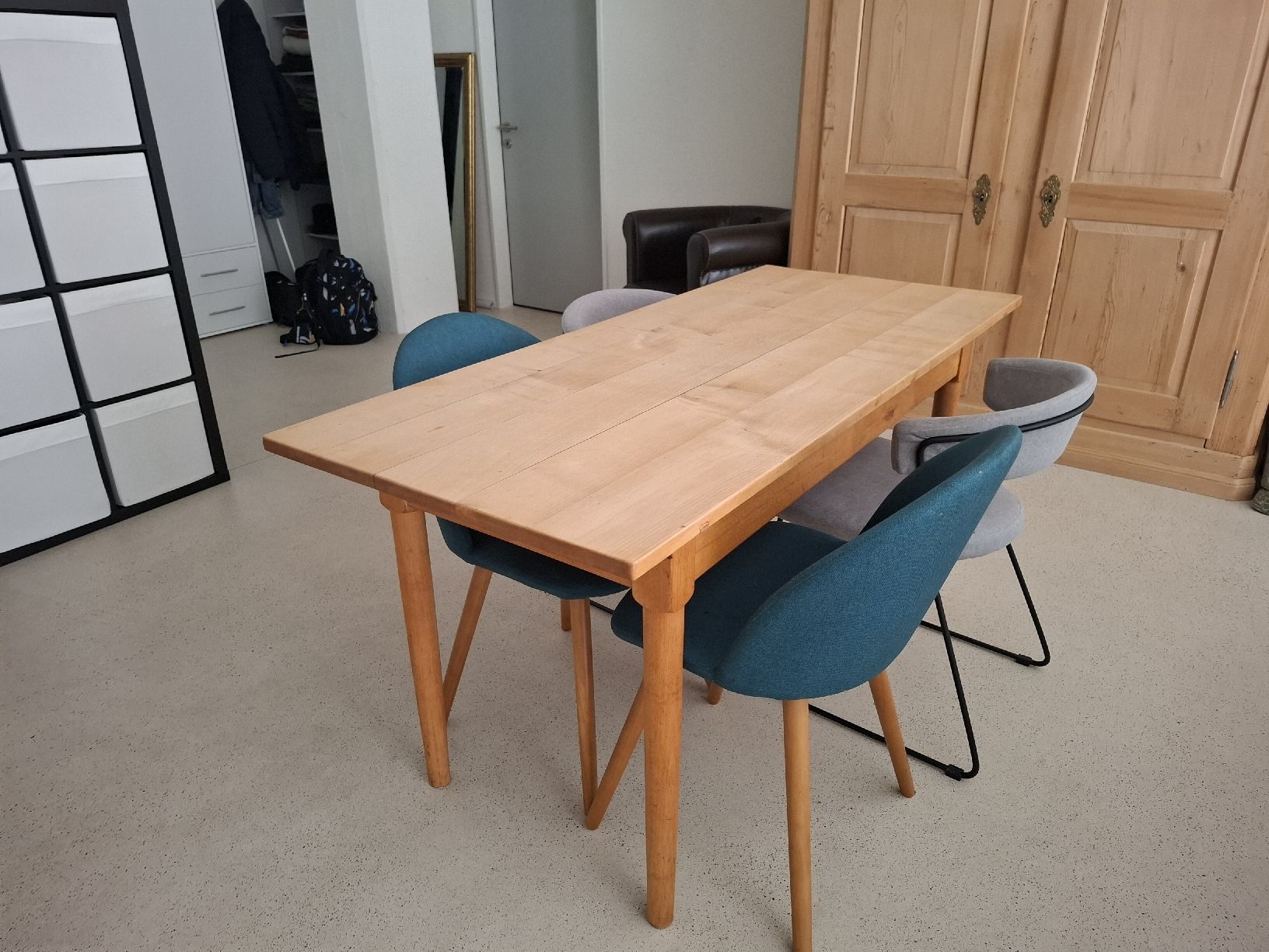 Tavoli: Tübinger Nussbaum Holztisch – Usato da Zürich venduto da Mineral02 2