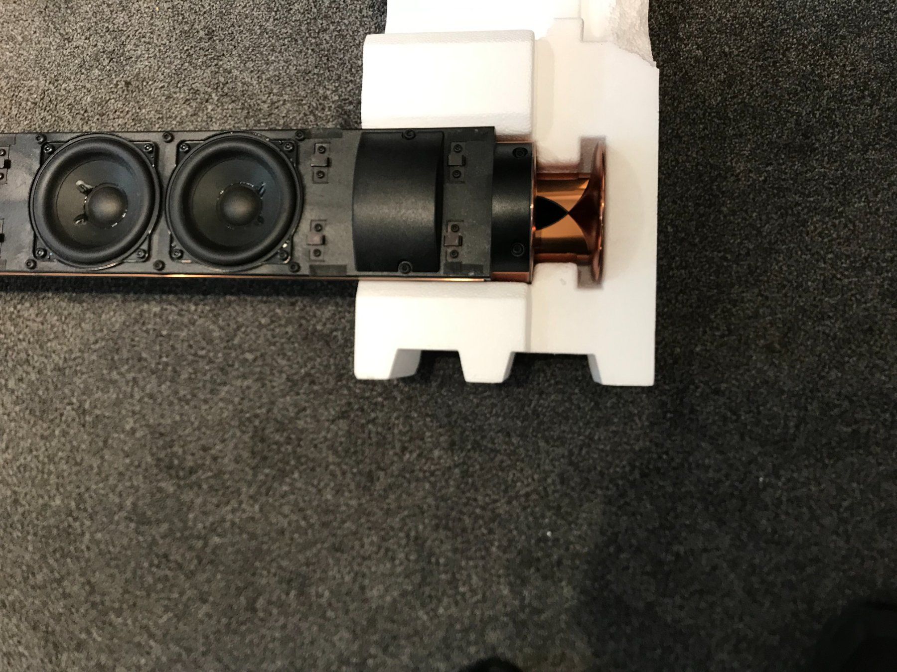 Bang & Olufsen Casse acustiche: Verpackung Styropor für Beolab 18 – Nuovo (secondo la descrizione) da Würenlingen venduto da Schneiderhifi 1