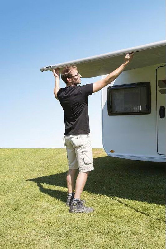 Thule Markisen: Thule Omnistor 1200, Mystic Grey, 400 cm – Gebraucht aus Wetzikon ZH von Stierli8610 3