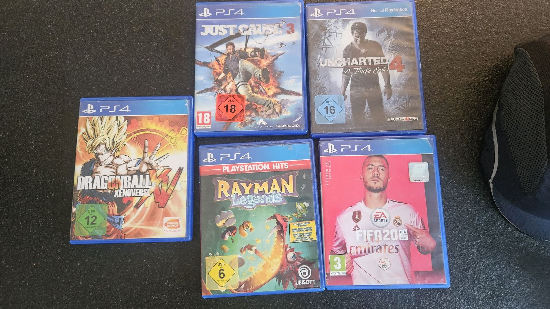 Sony Jeux: PS4 Game Bundle – D'occasion à Sachseln par laz_65cg