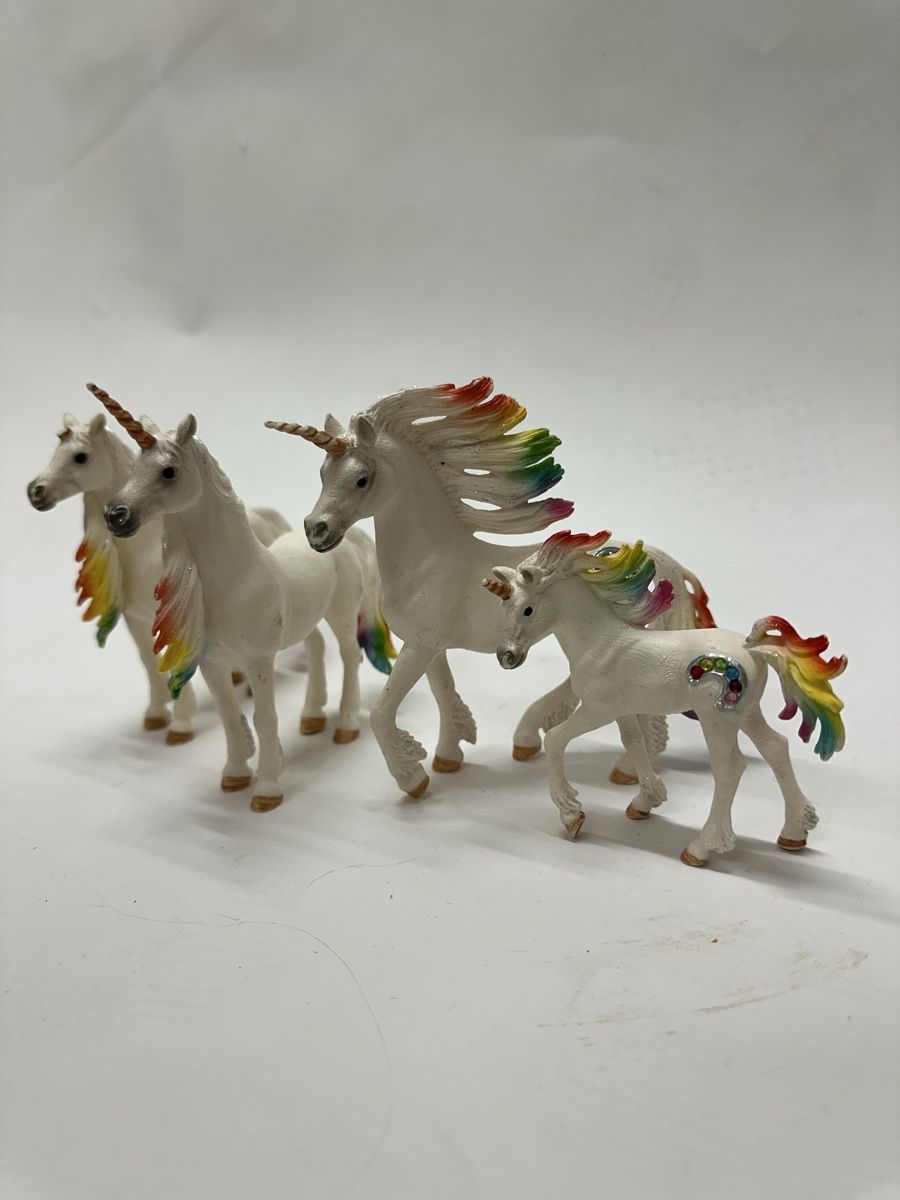Jouets: Schleich Einhörner – Neuf (Voir description) à Birmenstorf AG par MrsMela