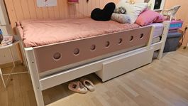4 verschiedene Modelle von FLEXA weiss 90x200cm