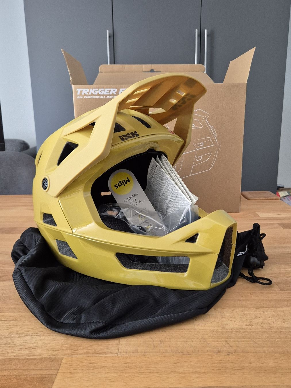 IXS Casques: IXS Trigger FF Mips – Neuf avec emballage d'origine à Buochs par Basilikum21