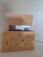 Käsemesser im Holzblock