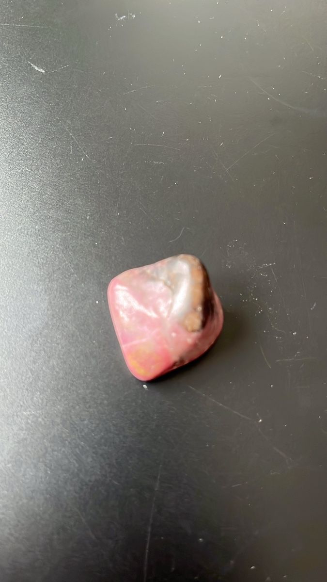 Mineralien & Heilsteine: Rosa Stein, poliert, gebraucht – Gebraucht aus Basel von Regenschein