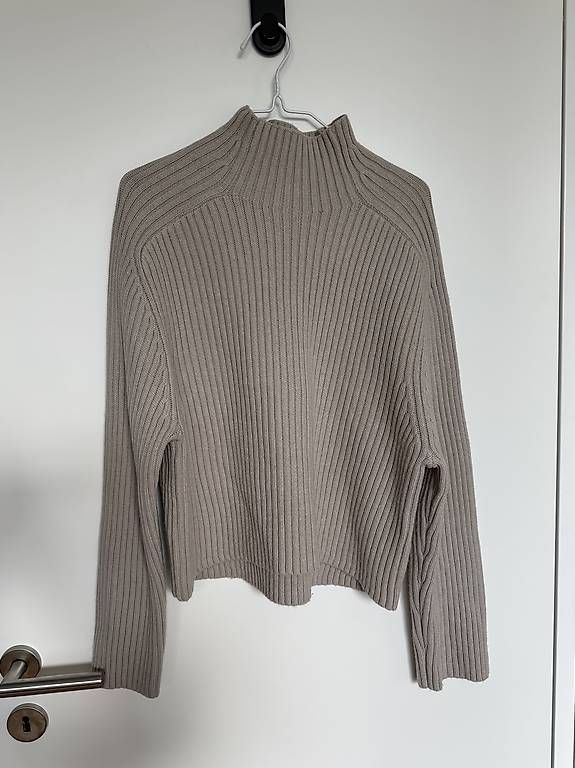 Maglioni & Felpe: Grauer Pullover von H&M - Größe XS – Usato da Zürich venduto da YanaZam
