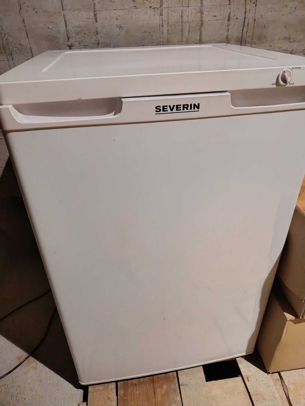 Congelatori: Severin Gefrierschrank KS 9824 – Usato da Strengelbach venduto da Rori1