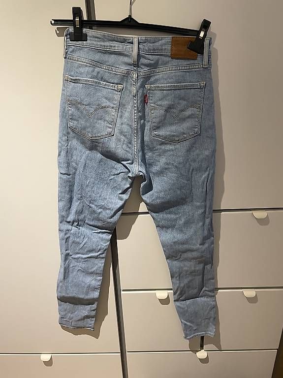 Levi's Jeans: Levis Jeans – Nuovo (secondo la descrizione) da Schüpfen venduto da ani_gj8r 1