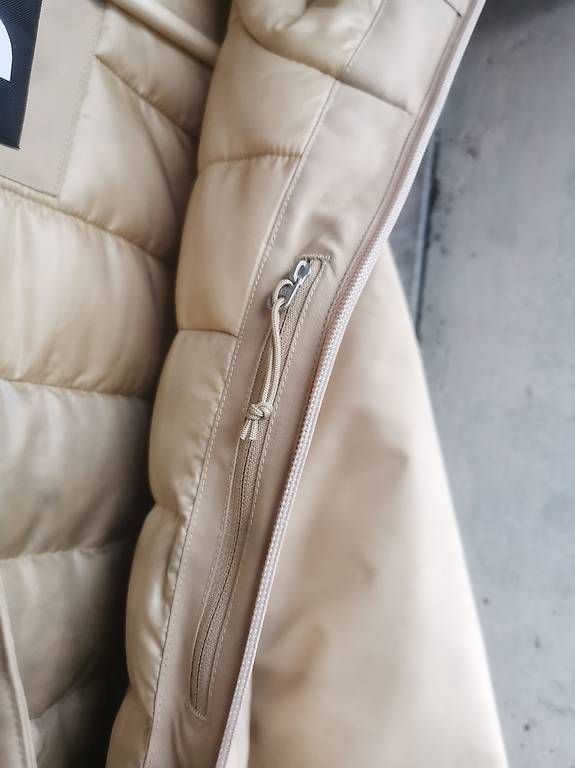 Cappotti: The North Face Daunen Mantel  – Usato da Mitlödi venduto da JSN19 1