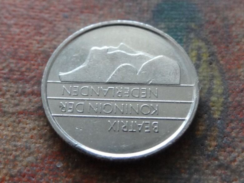 Tutti le monete: PAYS-BAS  Nederland  10  Cent  1996 – Usato da Romanel-sur-Lausanne venduto da Swift13 1