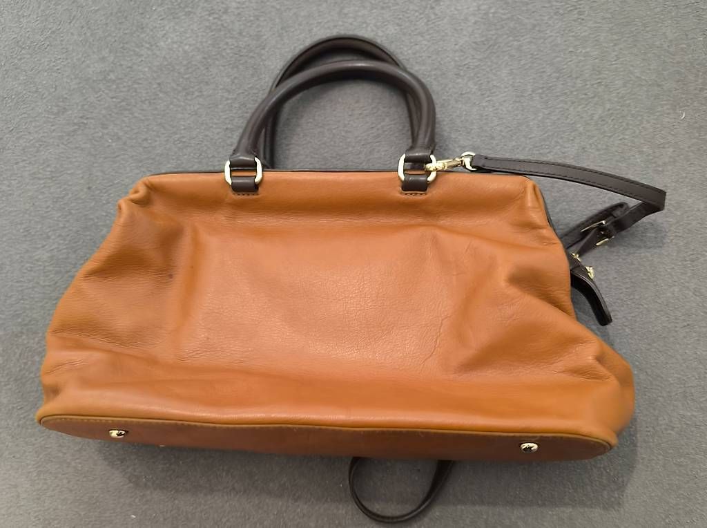 Taschen für Damen: Massimo Dutti Ledertasche.  – Gebraucht aus Pully von shulgin788 1