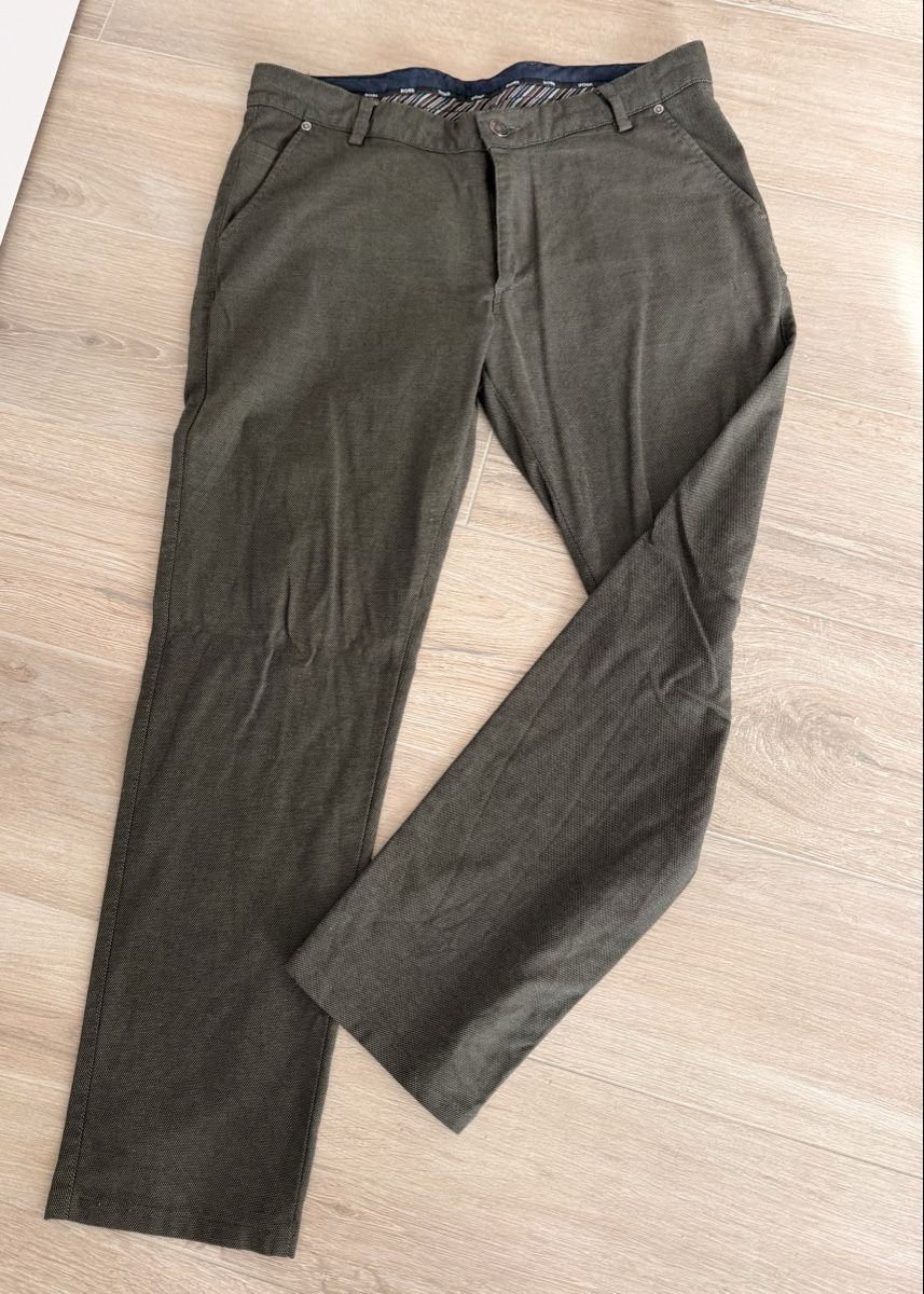 Hugo Boss Pantaloni: Hose Hugo Boss M – Usato da Pfaffnau venduto da M_LU