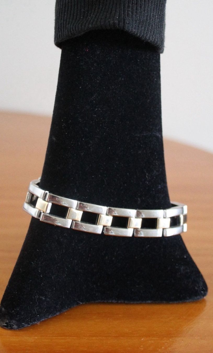 Bracciali & Braccialetti: Schmückendes Armband , Umfang ca. 20 cm. – Usato da Locarno venduto da madame-tus-sauds 1