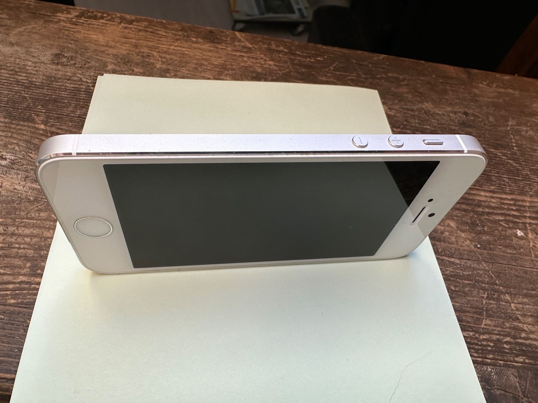 Apple Telefoni cellulari / Smartphones: iPhone 5 Modell 1457 mit Akku – Usato da Zürich venduto da atlantis77 6