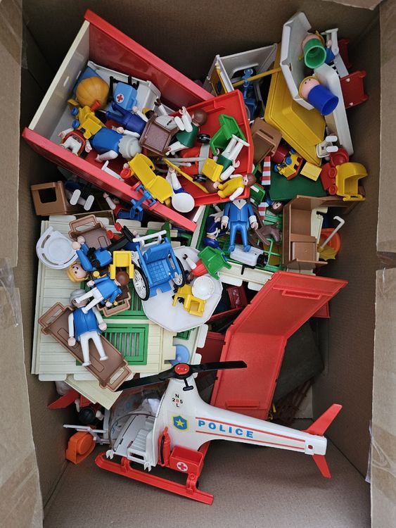 Playmobil Jouets: Playmobil Sammlung aus den 90ern – D'occasion à Eiken par Geli_212