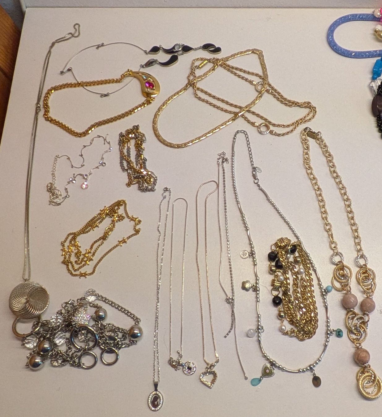 Catenine: Modeschmuck Halsketten 5,5 Kilo – Usato da Ligornetto venduto da Ligornetto 1