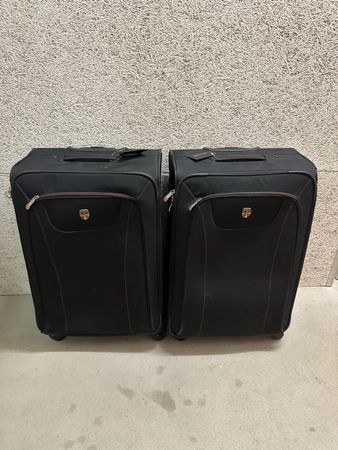 2er Set schwarze Hartschalenkoffer mit Rollen - Reise-Ready!