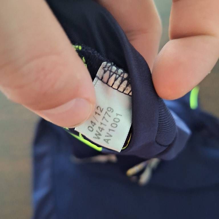 Canottiere & Pantaloni: Originales Real Madrid Trikot Grösse S – Usato da Rapperswil SG venduto da Gooal 2