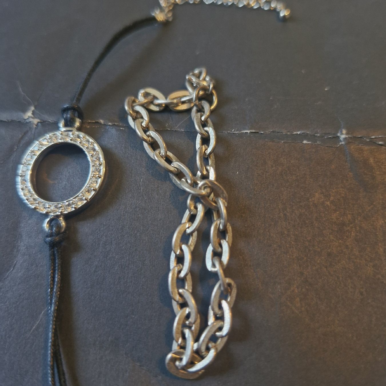 Bracciali & Braccialetti: deux bracelets argentés  – Usato da Neuchâtel venduto da yas_zdb7 1