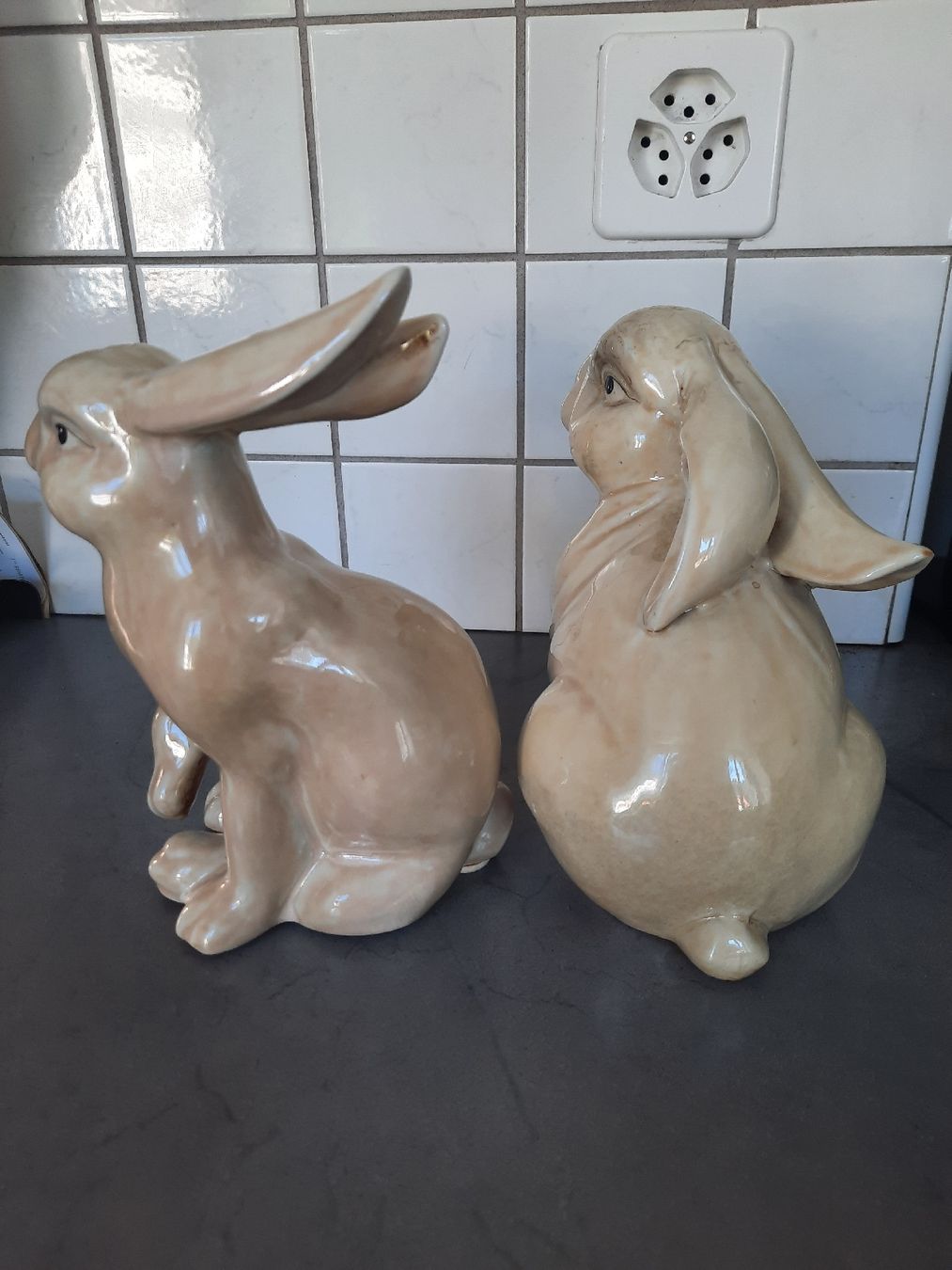 Alle Dekorationen: 2 LAPINS, en CÉRAMIQUE VERNISSÉE – Gebraucht aus Le Locle von marylise01 4
