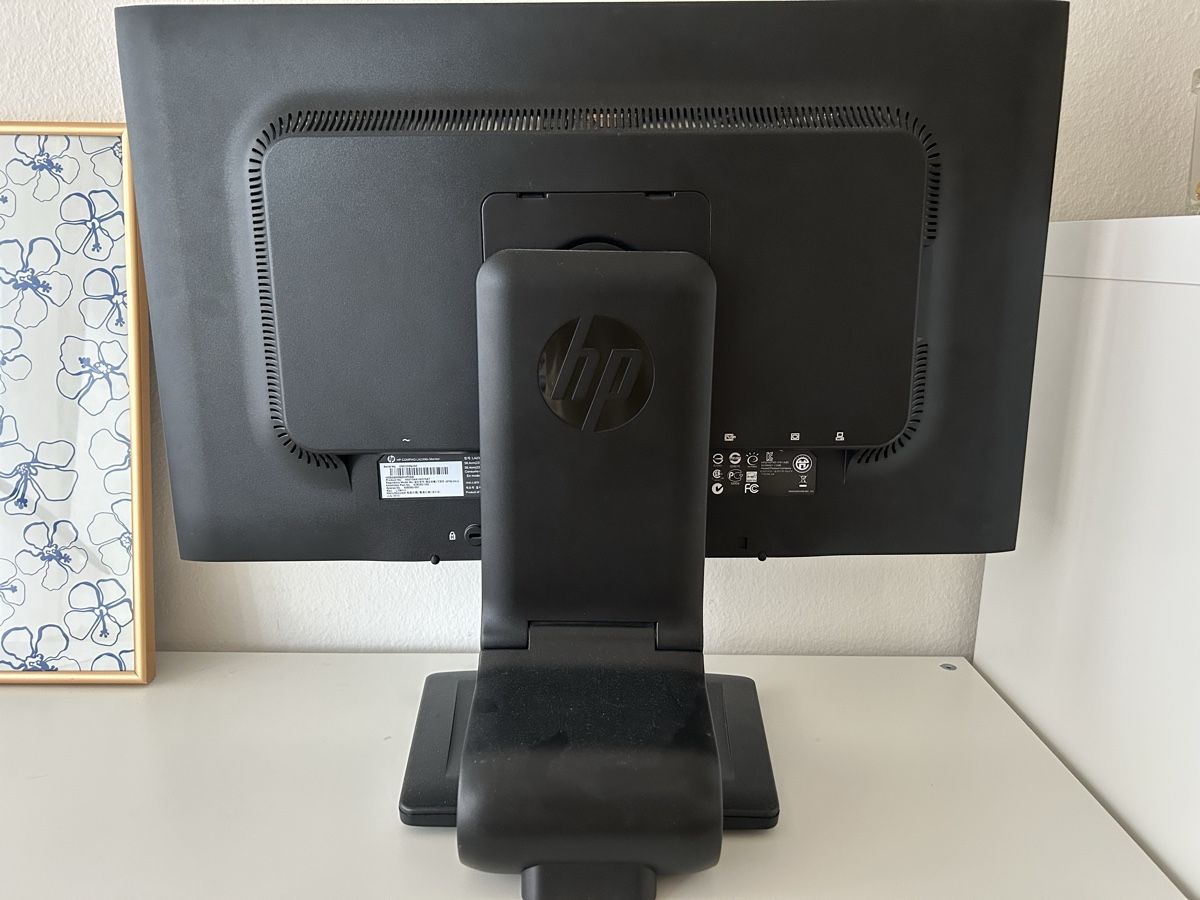 Monitor: Monitor HP 2306x – Usato da Basel venduto da lau_982w 1