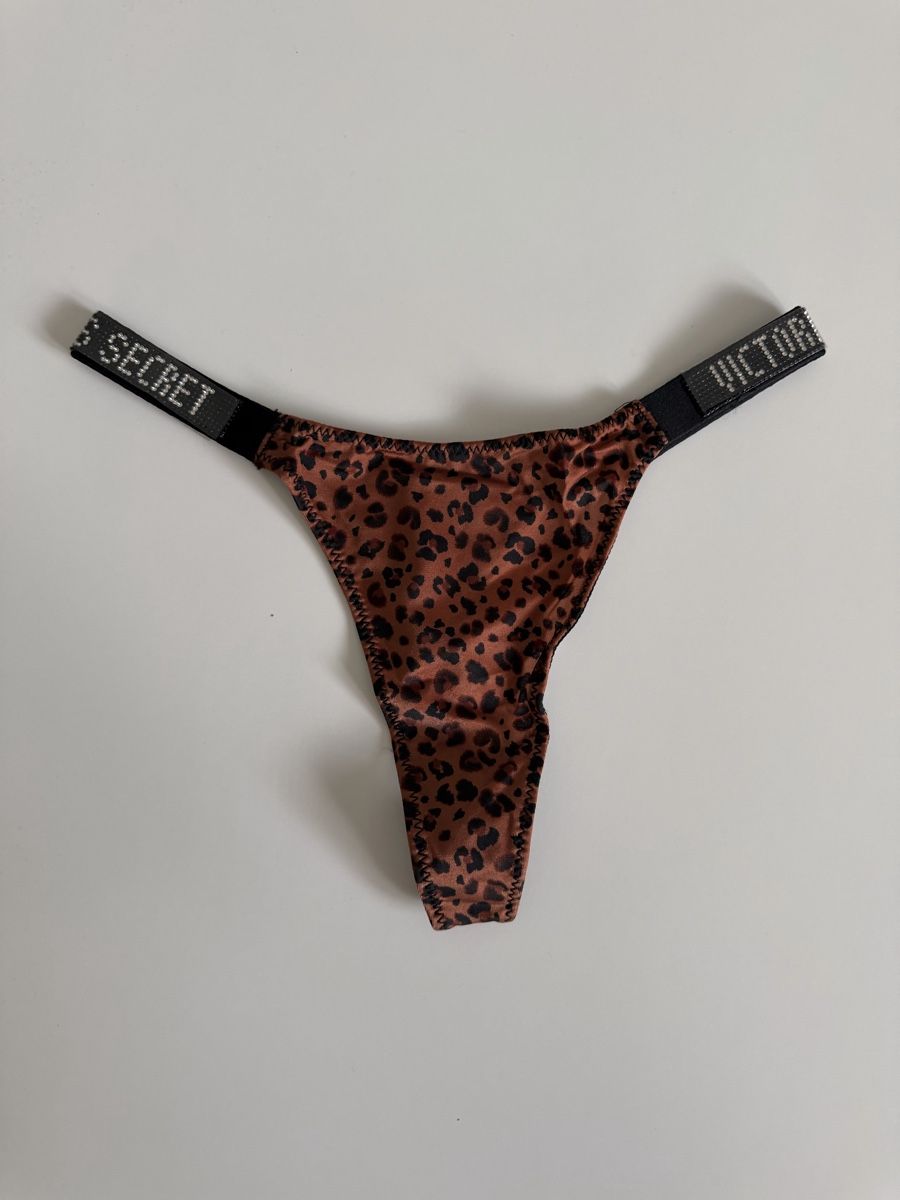 Victoria's Secret Altra biancheria intima: Victoria's Secret Thong Leopard Print Size M New – Nuovo e nell'imballaggio originale da Gränichen venduto da Domsiiiii