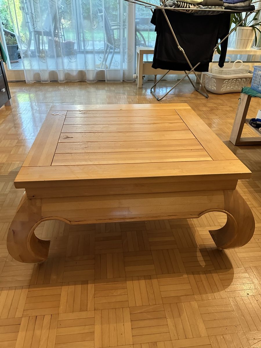 Articoli in legno: Antiker Holzsalontisch – Usato da Kloten venduto da Jeronimo9