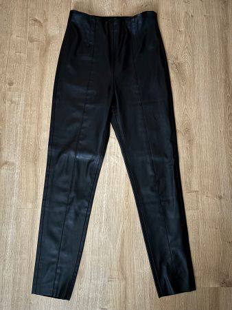 Zara Hose Lederimitat