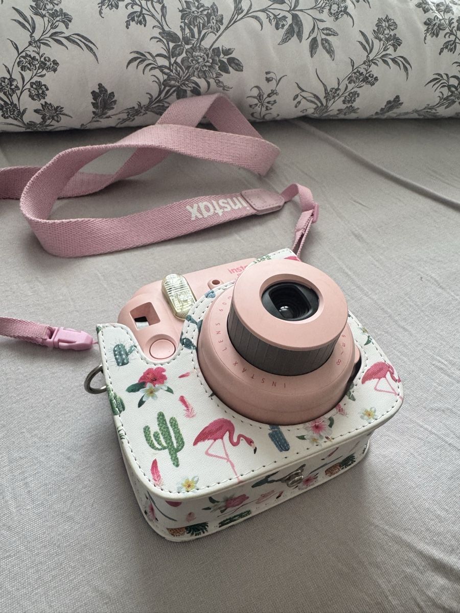 Fujifilm Fotocamera: Fujifilm Instax Mini 8 Pink – Usato da Roggwil BE venduto da joana.a16 2