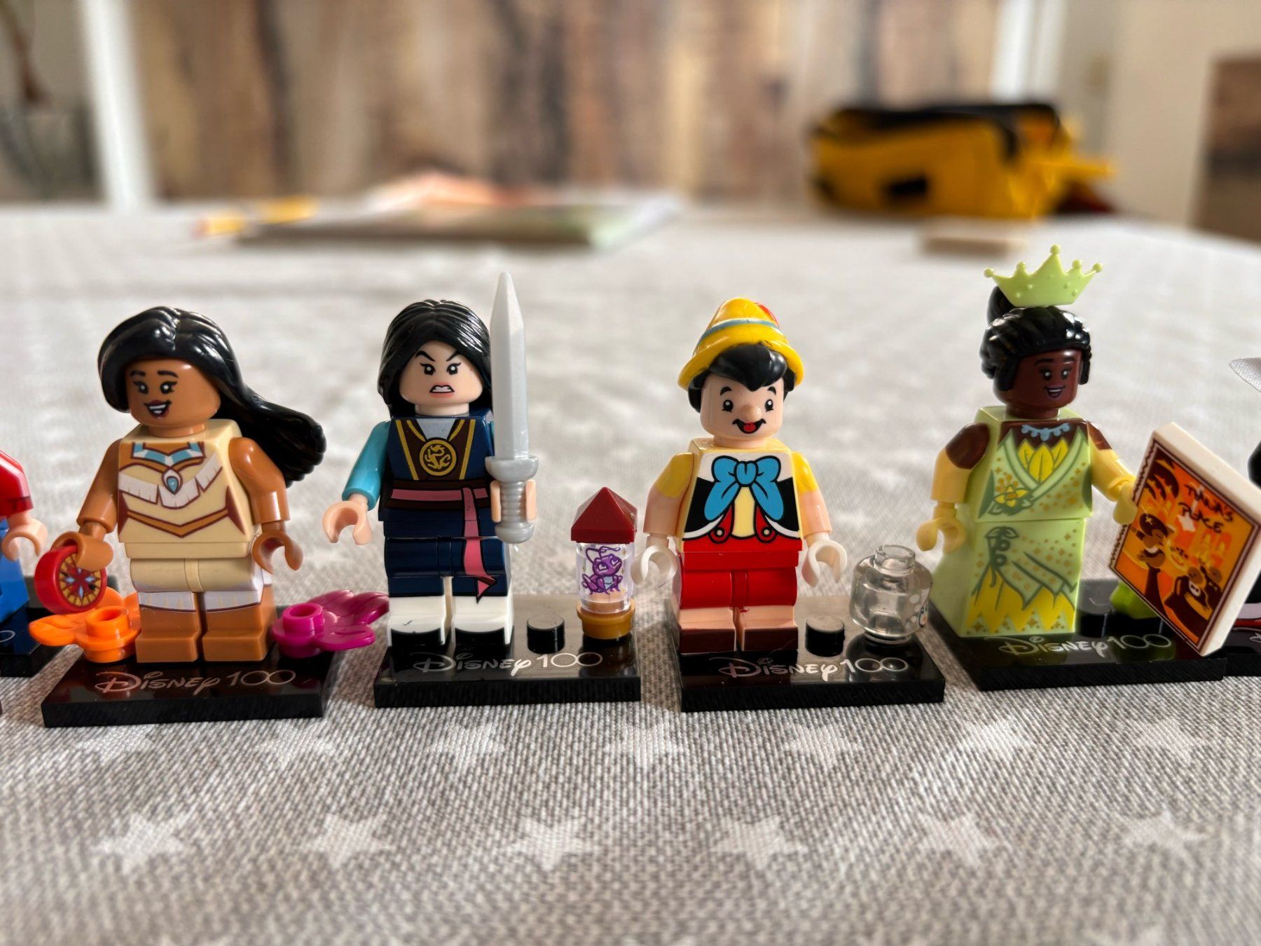 Disney Statuette: Neu Collection Disney 100 Minifigures -  18stk – Nuovo (secondo la descrizione) da Glattbrugg venduto da har_jgc7 4