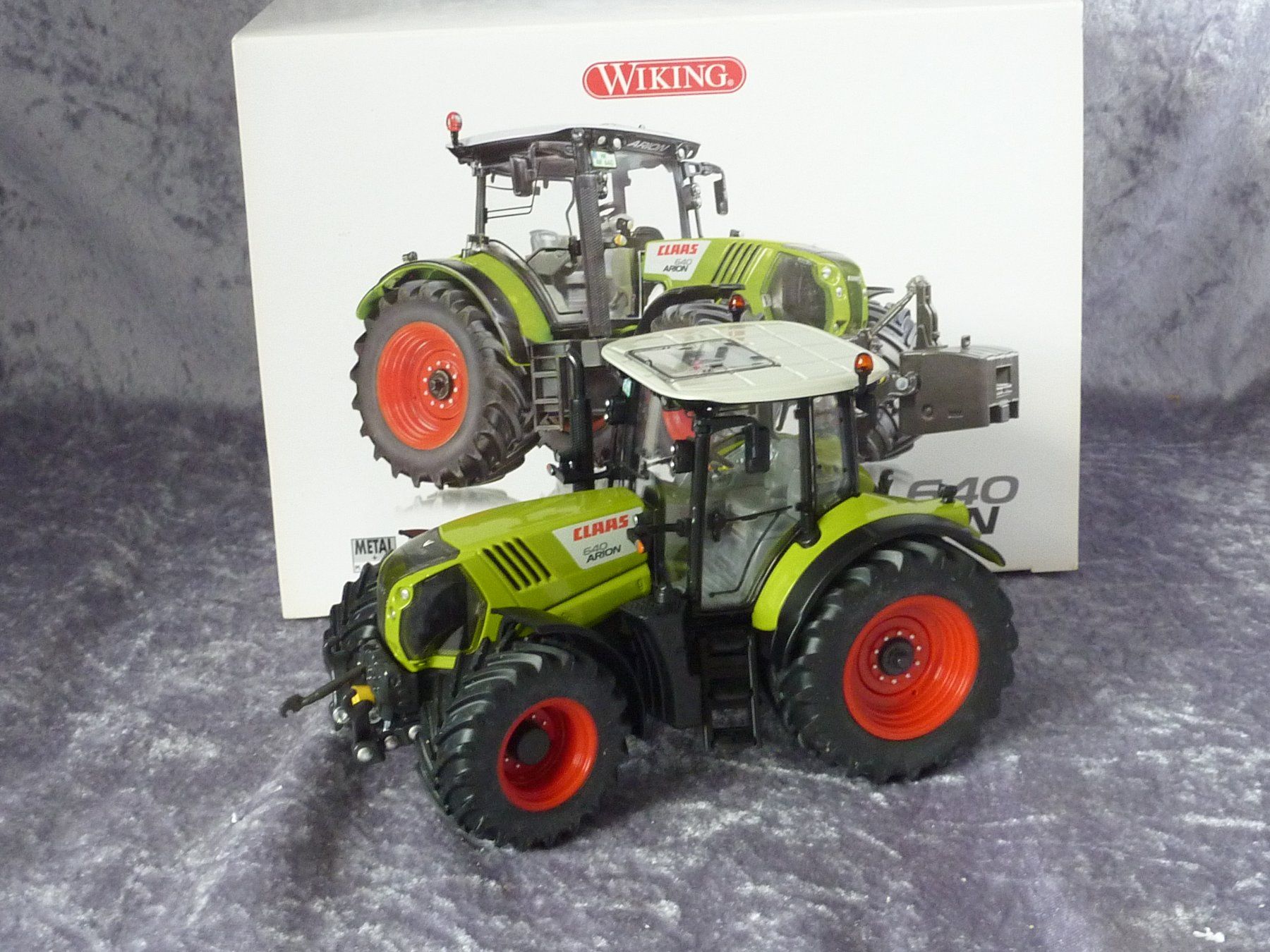Wiking Kit di modellismo & Modellini statici: Claas Arion 640  1:32 – Nuovo (secondo la descrizione) da Dürrenäsch venduto da modellautos4you