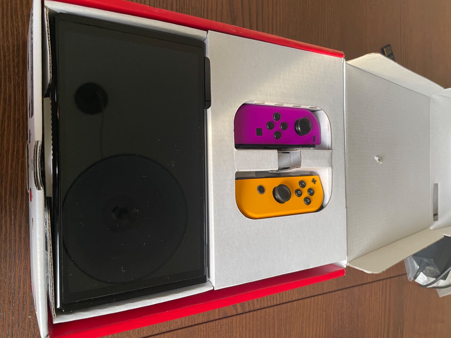 Nintendo Console: Nitendo Switch Oled – Usato da Chavornay venduto da PureSg82 1