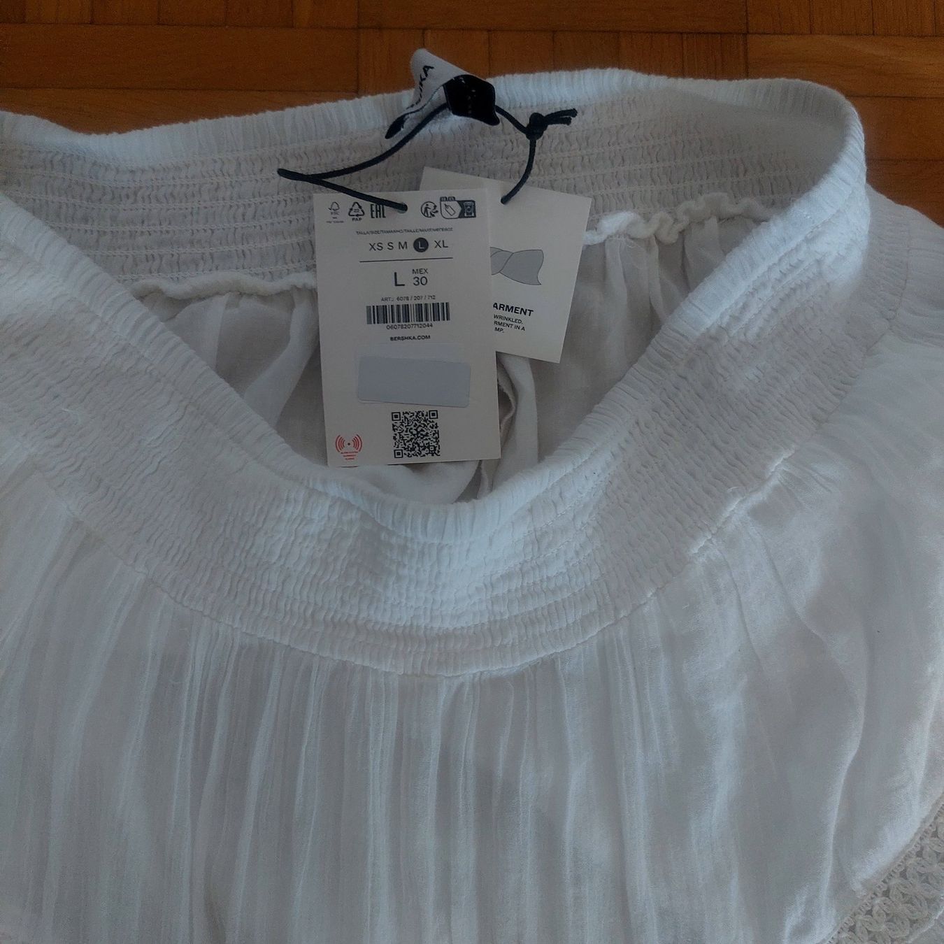 Bershka Gonne: Jupe von Bershka – Nuovo e nell'imballaggio originale da Aarau Rohr venduto da meeruisland 1