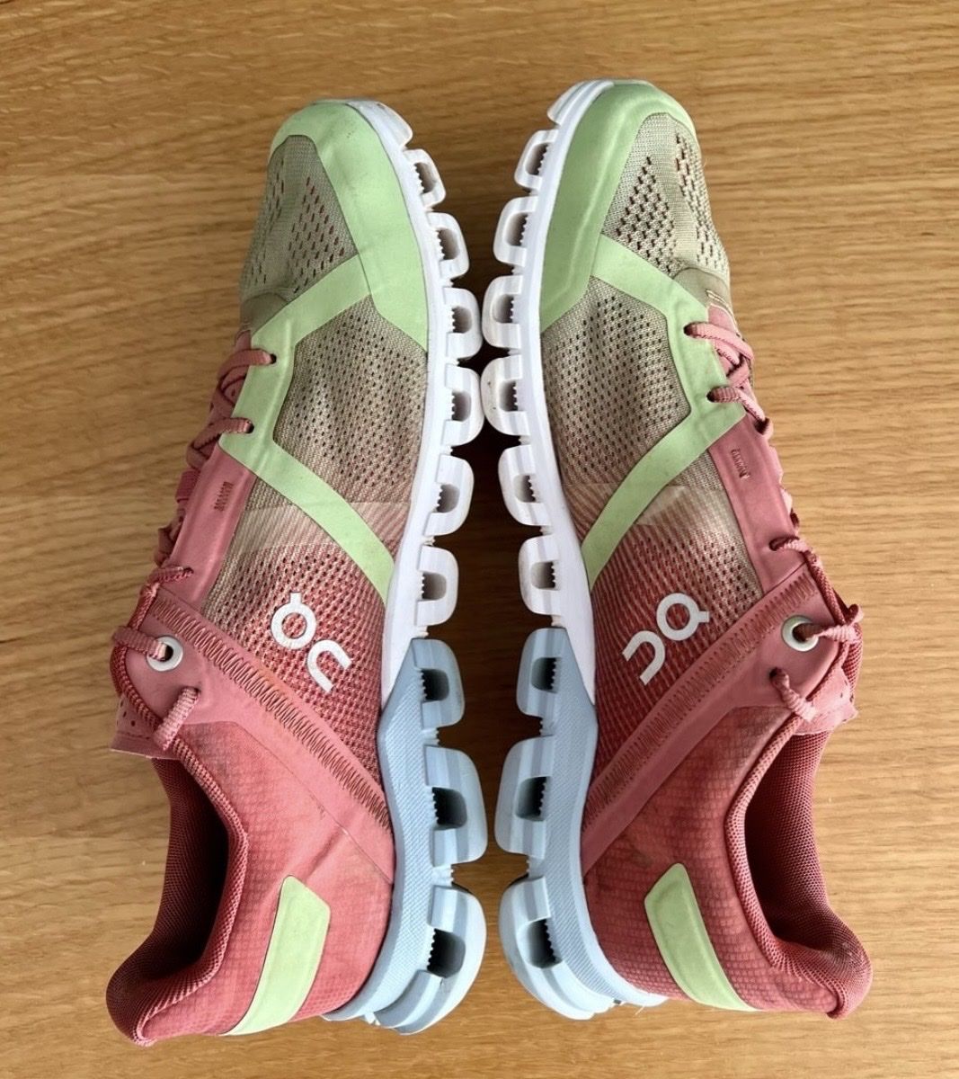 On Scarpe da donna: On Cloud chaussures, taille 39 – Usato da Lausanne venduto da HomeDepose 3