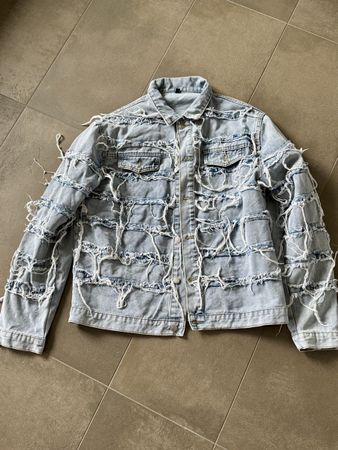 Jeansjacke blau mit Fransen