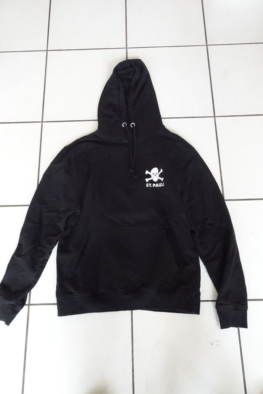 Pulls & Sweat-shirts: Pullover, Hoodie St. Pauli Gr. S – D'occasion à Strengelbach par schmetterling20