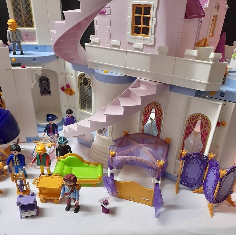 Casette per bambini: Prinzessin Schloss Playmobil – Usato da Biel/Bienne venduto da ros_8r9j 1
