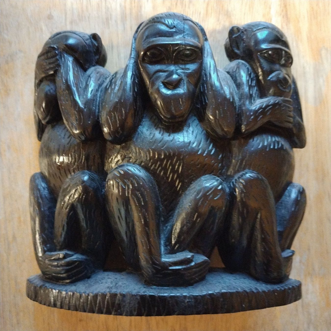 Sculture & Statue: Three Monkeys Kunstobjekt Holz – Usato da Untersiggenthal venduto da vonberner