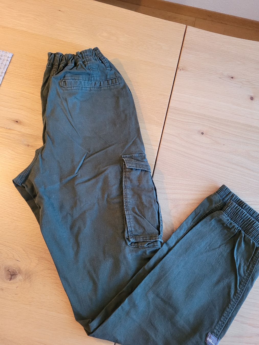 Pantaloni: Coole Cargo Hose Gr.176 – Usato da Thun venduto da Vesna27 1