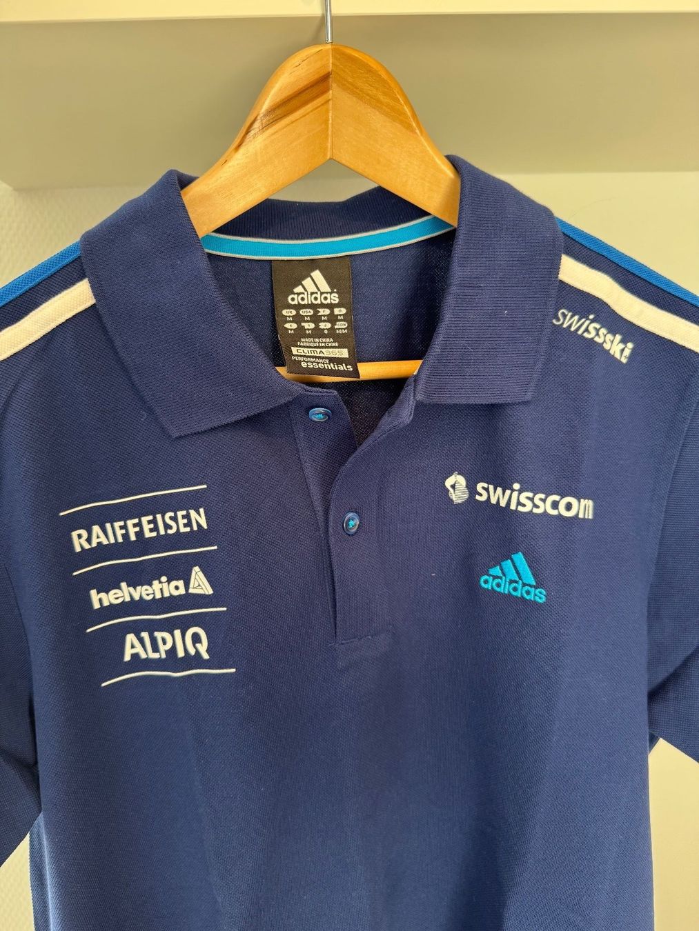 Adidas Magliette Polo: Swiss Ski Polo-Shirt – Nuovo (secondo la descrizione) da Zürich venduto da maj_x5cp 1