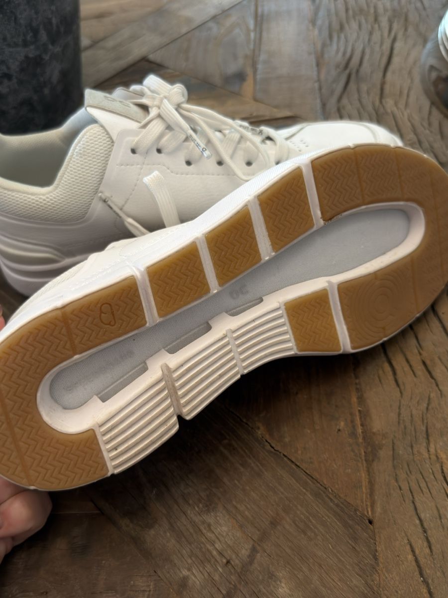 On Damenschuhe: On the Roger Advantage 38 – Gebraucht aus Fehraltorf von Erdo81 1