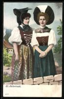 AK Zwei Frauen in St. Gallertracht