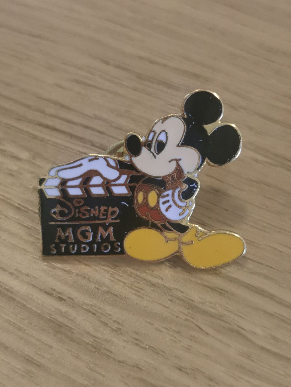Disney Placchette & Badge: Pin's Disney MGM Studio 1987 Mickey – Usato da seigneux venduto da Boyo12 2